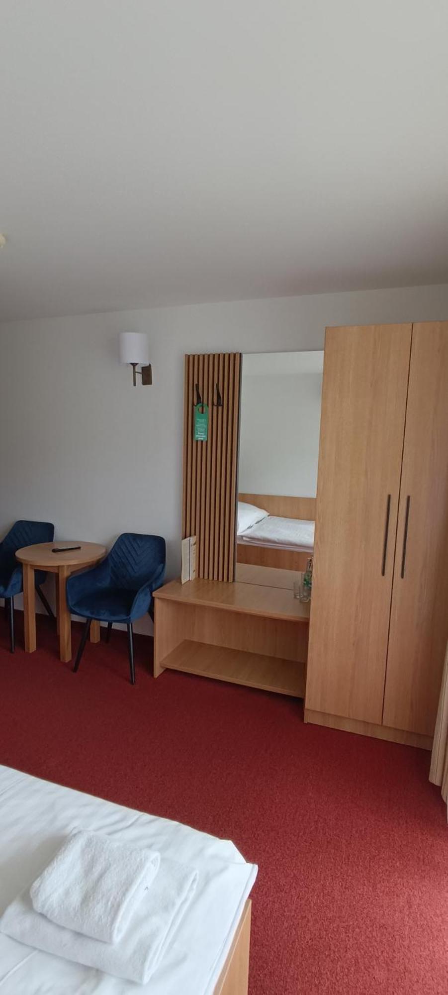 Ski Hotel Piwniczna-Zdroj Buitenkant foto