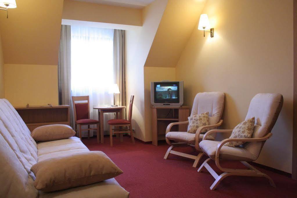 Ski Hotel Piwniczna-Zdroj Buitenkant foto