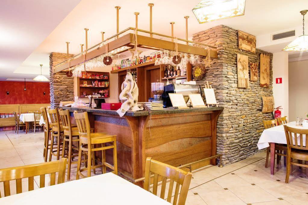 Ski Hotel Piwniczna-Zdroj Buitenkant foto